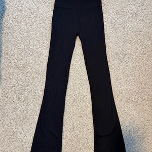 Olive+Oak Black Flared Leggings Small